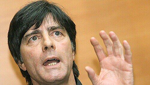 Neues Jahr, neue Ziele: Bundestrainer Joachim Löw Neues Jahr, neue Ziele: Bundestrainer Joachim Löw