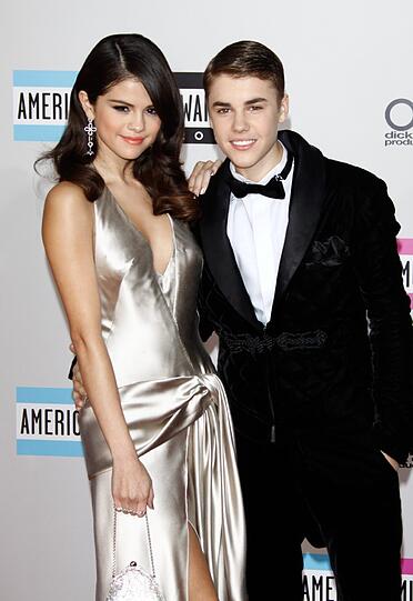 Von 2010 bis Ende 2012 waren Justin Bieber und Selena Gomez in einer On-Off-Beziehung.