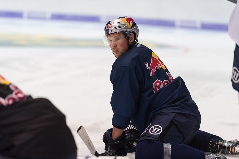 Der EHC ist am Freitag aufs Eis zurückgekehrt - die Bilder vom ersten Training.