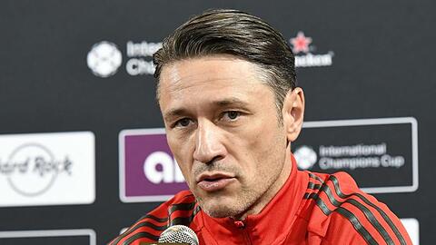 Niko Kovac, Trainer des FC Bayern München, spricht auf einer Pressekonferenz. Foto: Ricky Fitchett