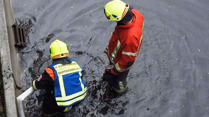 Auf der A9 gab es ebenfalls Probleme: Hier stand ein Teil der Autobahn unter Wasser.