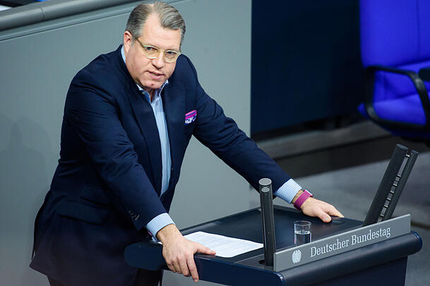 Das waren noch Zeiten: Michael Kuffer im Bundestag. Das waren noch Zeiten: Michael Kuffer im Bundestag.