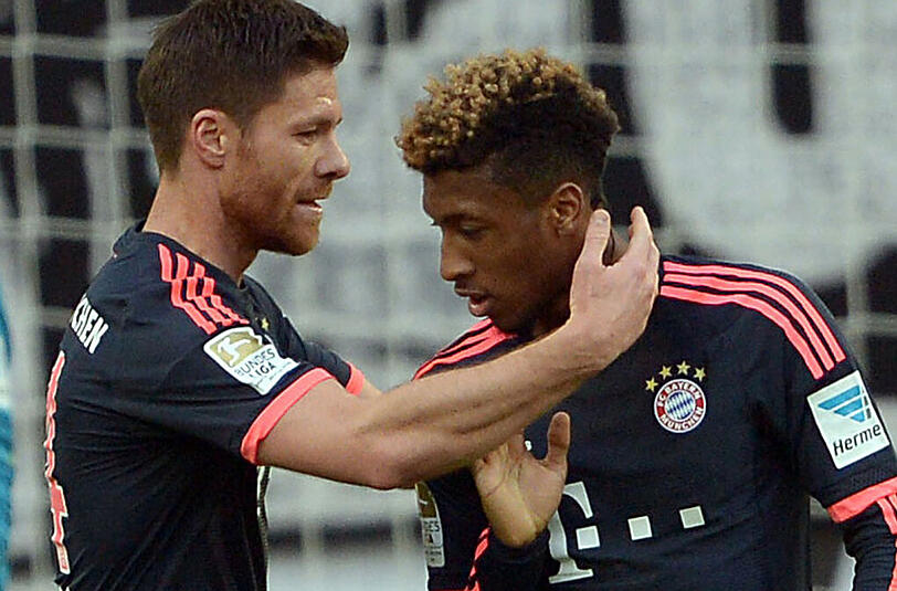 Xabi Alonso: Note 3. Zuletzt zwei Mal draußen, ersetzte der Spanier diesmal seinen jüngeren Landsmann Thiago auf der Sechserposition als zentraler Mann im Aufbauspiel. Guter Schuss, knapp vorbei (13.), auch in Minute 71 mit Torabschluss, allerdings wenig entschlossen.