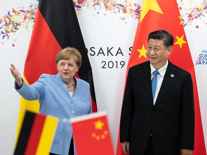 Treffen beim G20-Gipfel in Osaka im Juni: Bundeskanzlerin Angela Merkel und der chinesische Präsident Xi Jinping.