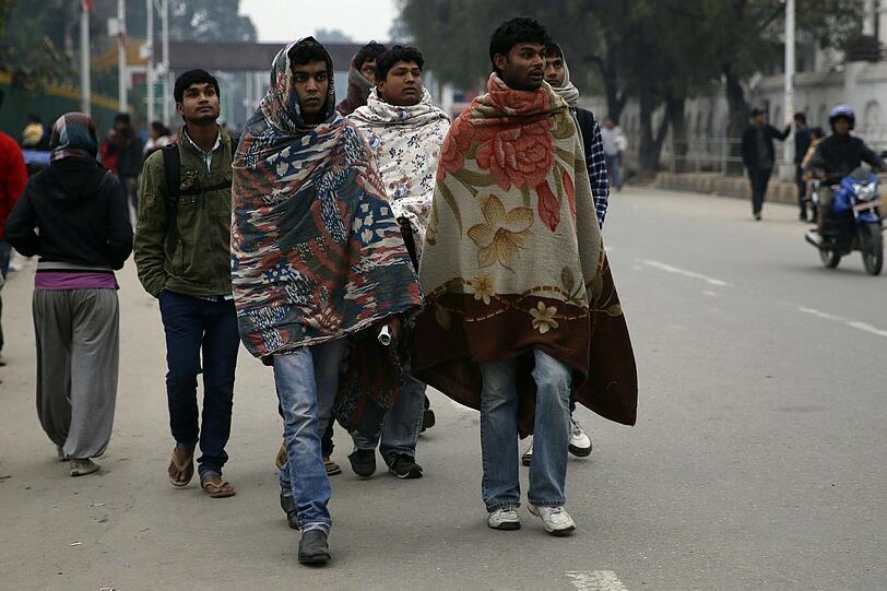 Ausnahmezustand in Kathmandu: Nach dem schwersten Erdbeben seit über 80 Jahren wurde in Nepal der Notstand ausgerufen. Die erschütternden Bilder.