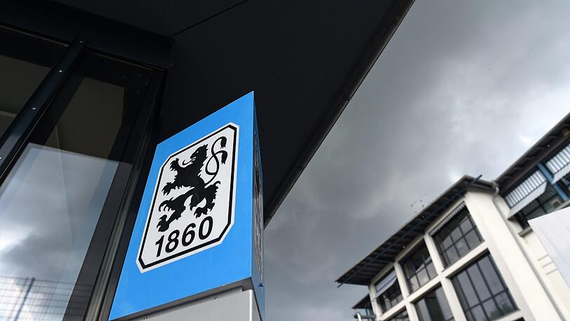 Dunkle Wolken über der Geschäftsstelle des TSV 1860 München an der Grünwalder Straße &ndash; sinnbildlich für den schwärzesten Tag der Vereinsgeschichte der Löwen. Aber wie soll es jetzt weitergehen?