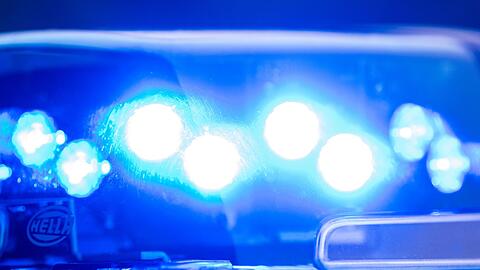 München: Frau greift Polizei am Ostbahnhof an – Beamtin schwer verletzt. (Symbolbild)