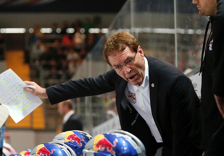 Pierre Pagé, der Trainer des EHC Red Bull München.