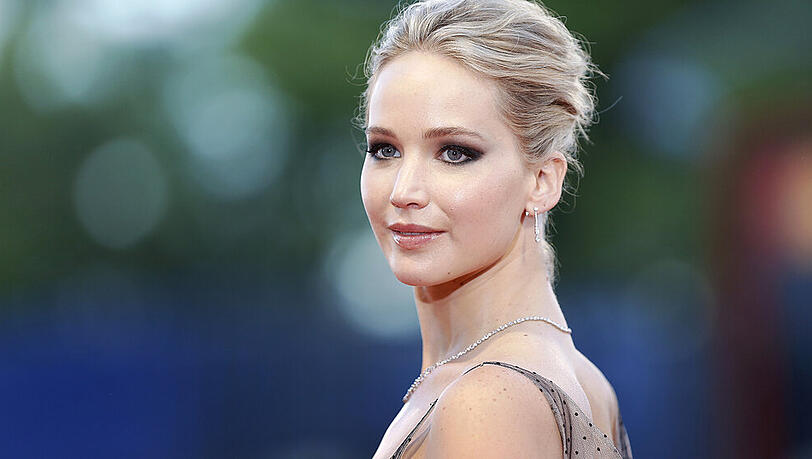 Jennifer Lawrence hat nach zwei Jahren Pause wieder viele Eisen im Feuer. Jennifer Lawrence hat nach zwei Jahren Pause wieder viele Eisen im Feuer.