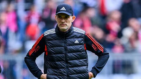 Trainer Thomas Tuchel brachte Thomas Müller im Duell mit dem FC Schalke 04 von Anfang an.