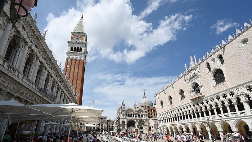 Tagungen in Venedig gehen auch ins Geld. Tagungen in Venedig gehen auch ins Geld.