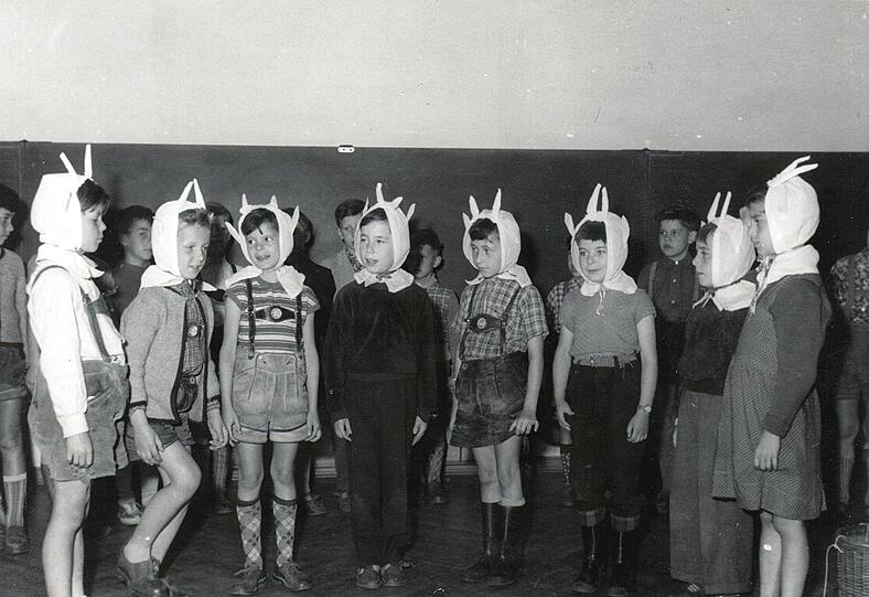 "Der Wolf und die sieben Geißlein" an der Tumblingerschule.