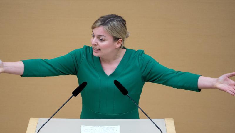 Katharina Schulze spricht im bayerischen Landtag während einer Plenarsitzung. Foto: Sven Hoppe/dpa/Archivbild Katharina Schulze spricht im bayerischen Landtag während einer Plenarsitzung. Foto: Sven Hoppe/dpa/Archivbild