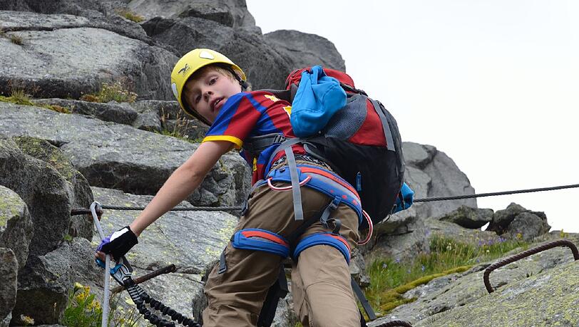 Ein Klettersteig ist nicht einfach und braucht Vorbereitung. Ein Klettersteig ist nicht einfach und braucht Vorbereitung.