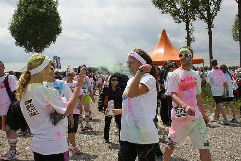 Bunter geht's nicht: Der Color Run in Riem. Die Bilder.