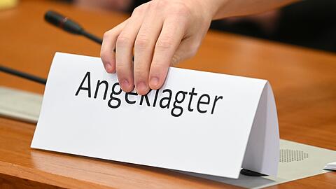 Ein Nachbar schilderte als Zeuge vor Gericht, dass es immer wieder zu Streitigkeiten mit dem 48-Jährigen gekommen sei. (Symbolbild)