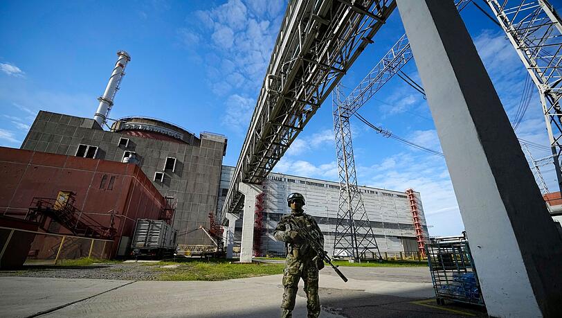 Russische Truppen kontrollieren seit dem Frühjahr 2022 das ukrainische Atomkraftwerk Saporischschja im Südosten des Landes. (Archivbild) Russische Truppen kontrollieren seit dem Frühjahr 2022 das ukrainische Atomkraftwerk Saporischschja im Südosten des Landes. (Archivbild)
