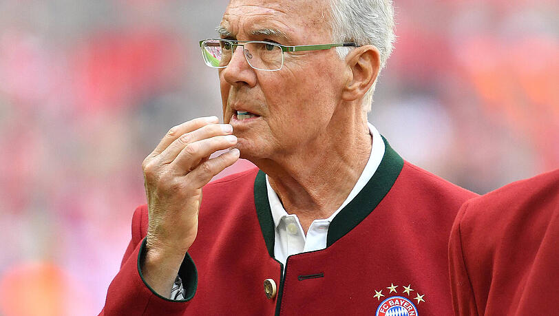 Ehrenpräsident des FC Bayern: Franz Beckenbauer. Ehrenpräsident des FC Bayern: Franz Beckenbauer.