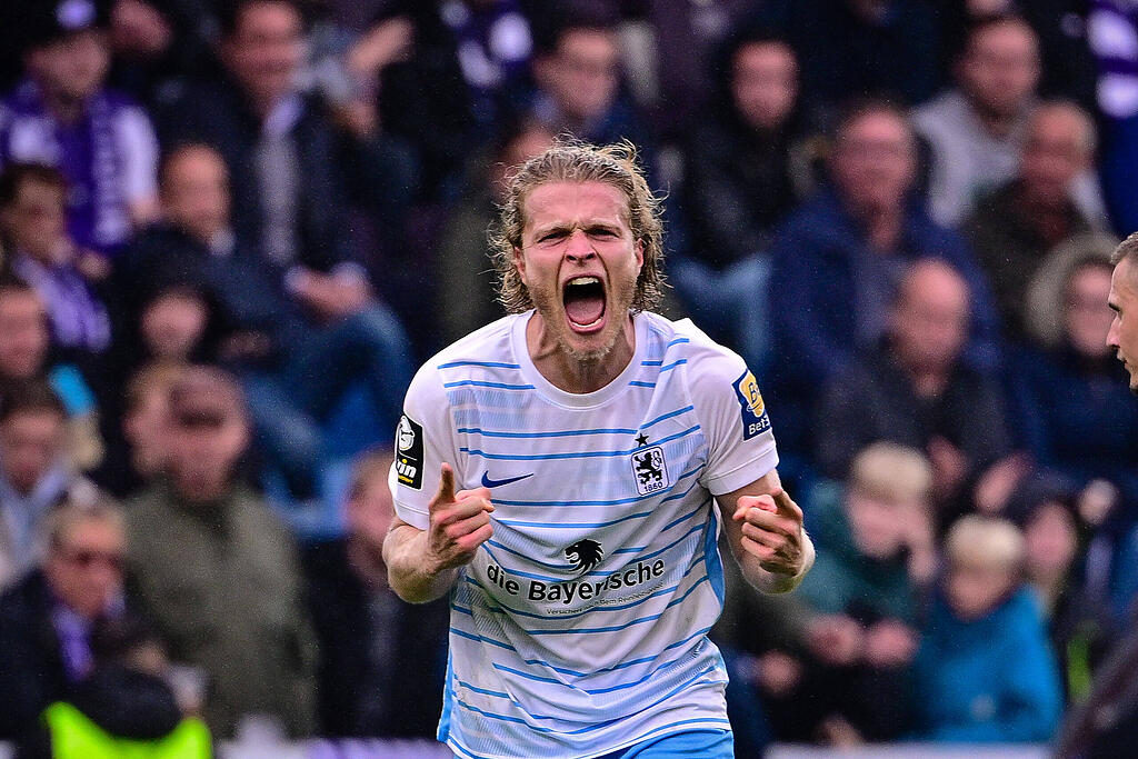 AZLeser einig 1860Abwehrboss Jesper Verlaat ist Löwe der Hinrunde