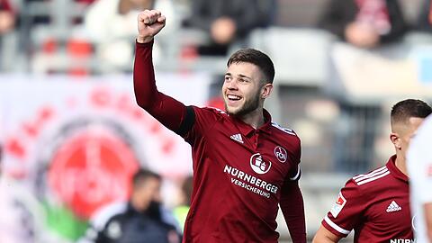 Zu sehen ist beim Spieltag im Max-Morlock-Stadion.