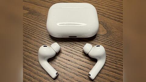 Die neuen AirPods Pro 3 haben einen deutlich angepassten Winkel für besseren Halt.