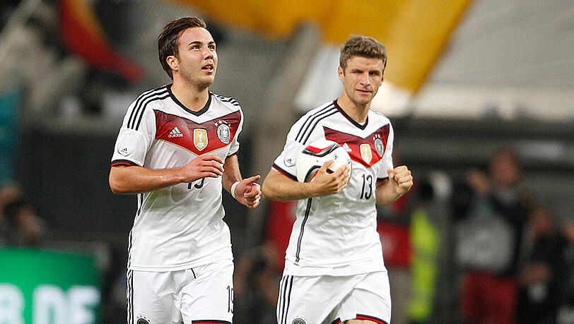 Mario Götze (l) und Thomas Müller sind fester Bestandteil des Plans von Bundestrainer Joachim Löw. Mario Götze (l) und Thomas Müller sind fester Bestandteil des Plans von Bundestrainer Joachim Löw.