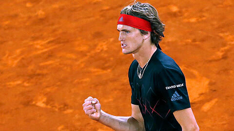 Für Alexander Zverev war es im fünften Vergleich mit John Isner der vierte Sieg.