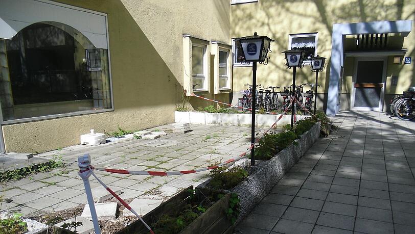 Der Außenbereich lädt nicht zum Bleiben ein.