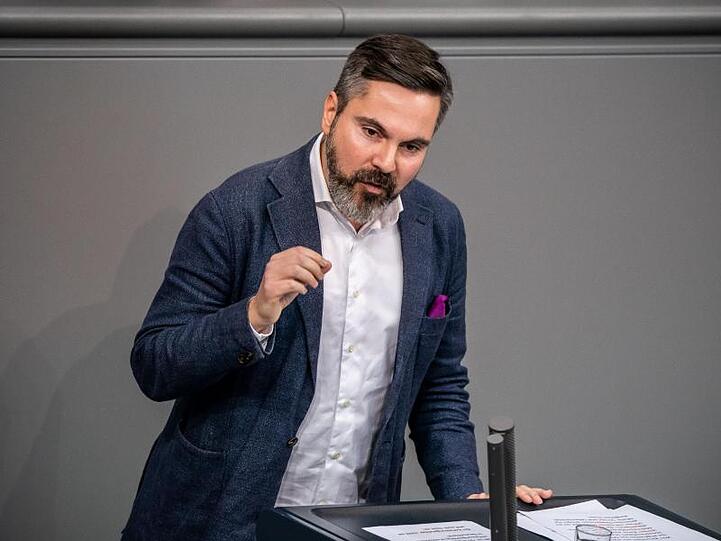 Fabio De Masi (Die Linke). Foto: Michael Kappeler/dpa/Archivbild