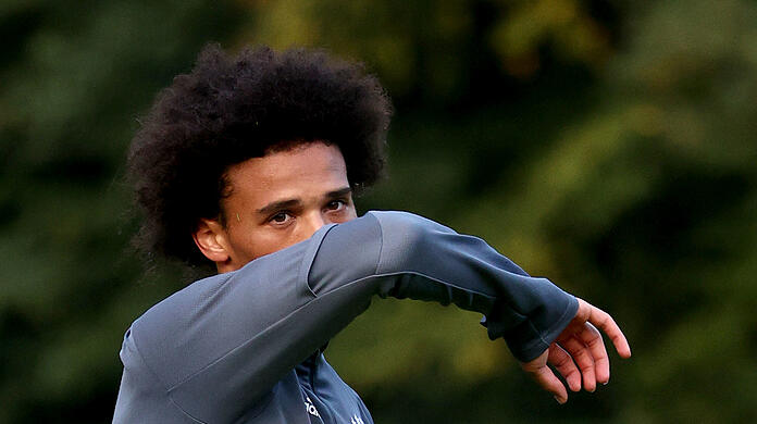 Nach über einem Jahr ist Leroy Sané mal wieder bei der deutschen Nationalmannschaft dabei.