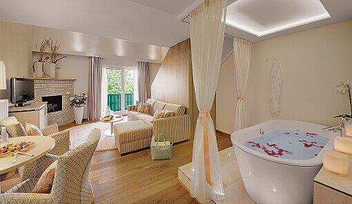 Ein echter Traum: die Honigmond-Suite im 4-Sterne-Hotel Sonnengut.