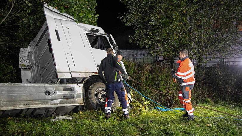 Bilder vom Unfallort in Neukirchen.