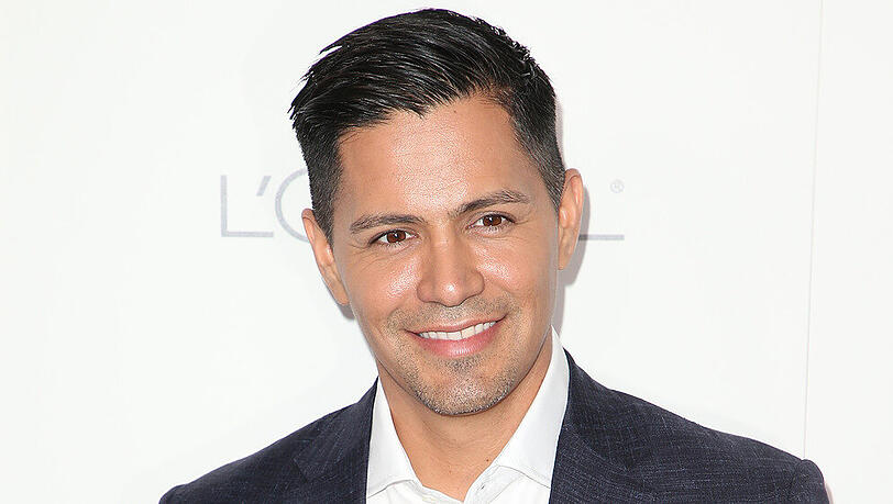 Jay Hernandez wird im geplanten Reboot zum neuen Magnum. Jay Hernandez wird im geplanten Reboot zum neuen Magnum.