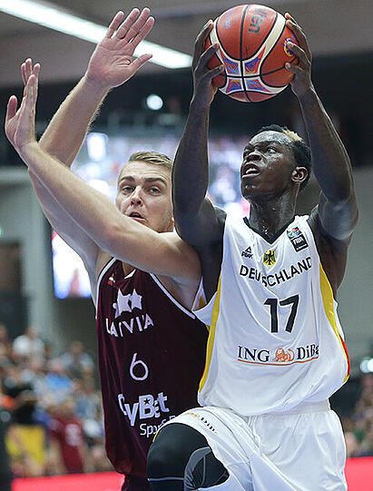 Dennis Schröder (Deutschland)