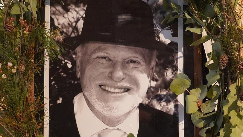Das Trauerbild für Georg Maier. Das Trauerbild für Georg Maier.