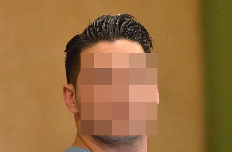 Einzelhandelskaufmann Bayram K. (28) bestreitet die Vorwürfe.