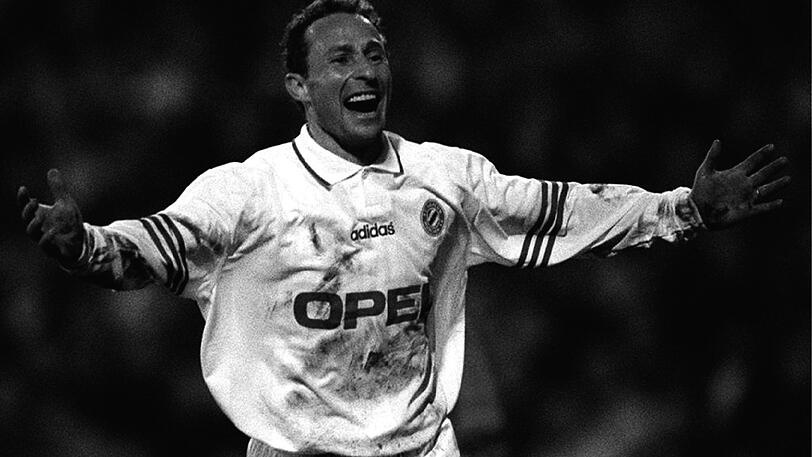 Jedoch nicht ohne vorher zum ersten und einzigen Mal den UEFA-Cup nach München zu holen. 1996 ging der Titel an die Isar, nach den Finalsiegen gegen Papins neuen Klub Girondins Bordeaux.