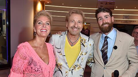 Thomas Gottschalk mit Freundin Karina Mroß und Sohn Roman
