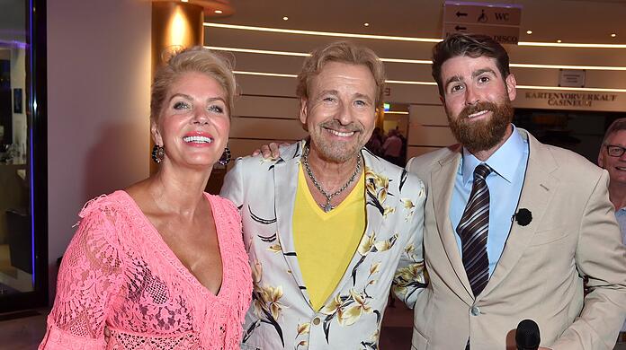 Thomas Gottschalk mit Freundin Karina Mroß und Sohn Roman.