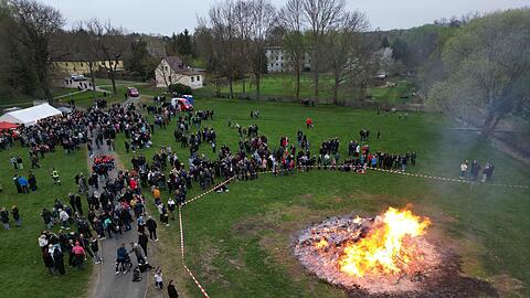 Das Wetter dürfte bei Osterfeuern mitspielen.