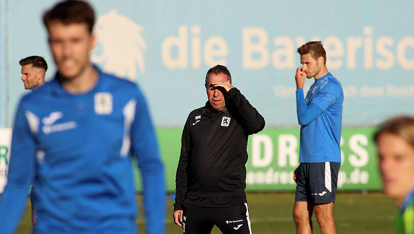 Der Coach hat die Entwicklung im Blick: "Er ist näher herangerückt und macht insgesamt Schritte nach vorne", sagt Markus Kauczinski über Philipp Maier. Der Coach hat die Entwicklung im Blick: "Er ist näher herangerückt und macht insgesamt Schritte nach vorne", sagt Markus Kauczinski über Philipp Maier.
