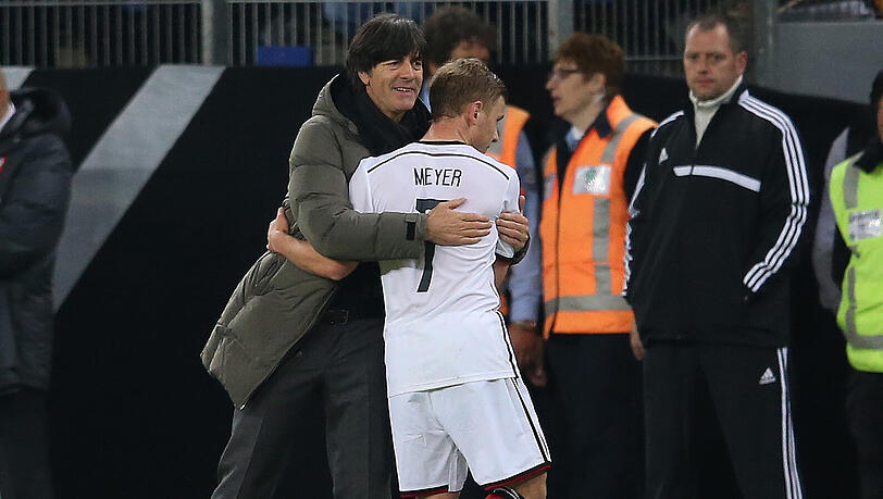 Jogi Löw hatte Spaß an dem Testkick. Jogi Löw hatte Spaß an dem Testkick.