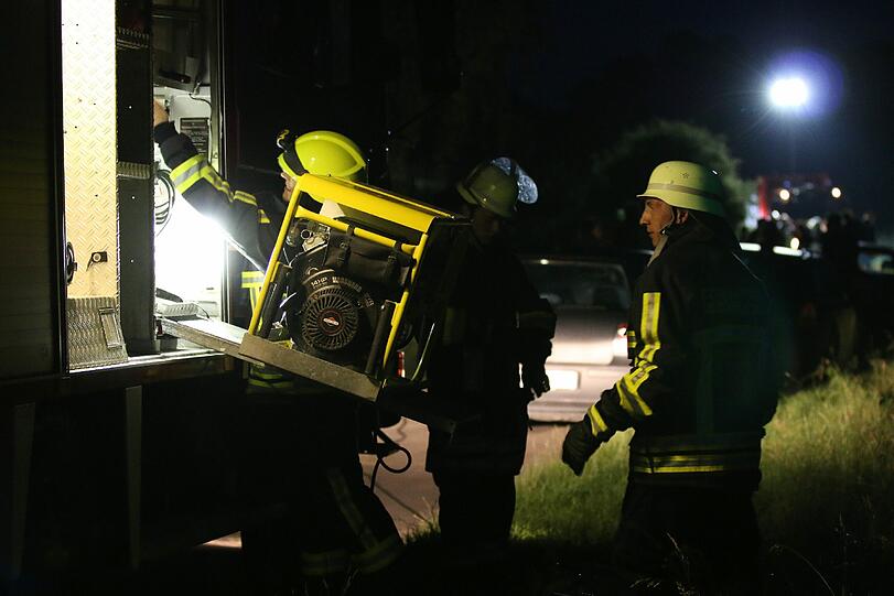 In Ansbach sind zwei Teenager von einem Geländewagen überfahren worden.