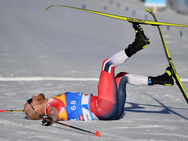 Der Norweger Martin Johnsrud Sundby gewann über 15 Kilometer die Goldmedaille.