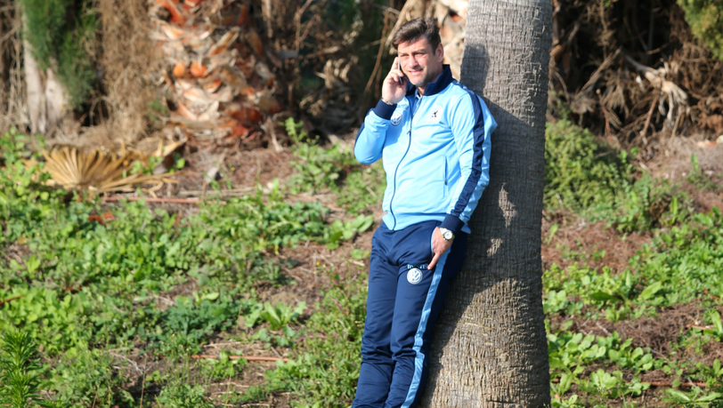 Will keinen Spieler mehr abgeben: Löwen-Sportchef Oliver Kreuzer. Will keinen Spieler mehr abgeben: Löwen-Sportchef Oliver Kreuzer.