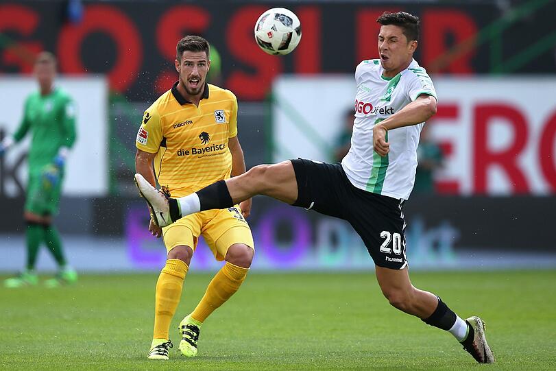 MILOS DEGENEK: NOTE 4. Wie für Australiens Nationalelf, so bei Sechzig: Durfte als Innenverteidiger ran. Kampfstark, aber deutlich sichtbare Mängel hinsichtlich Stellungsspiel und Schnelligkeit.