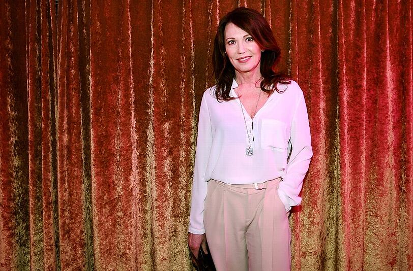 Iris Berben kommt wieder ins Kino: Der Streifen "Miss Sixty" hatte am Montag, 14. April, in Köln Premiere und kommt am 24. April 2014 in die deutschen Kinos.