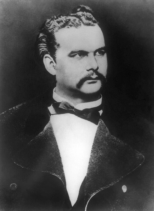 König Ludwig II. von Bayern in einer undatierten Aufnahme. König Ludwig II. von Bayern in einer undatierten Aufnahme.