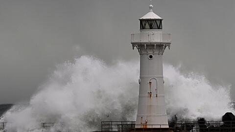 Der "Bomben-Zyklon" hat an der Ostküste Australiens Chaos ausgelöst.