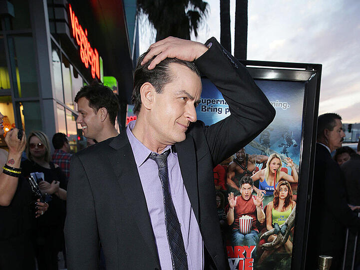Charlie Sheen - ziemlich nüchtern - bei der Premiere von "Scary Movie V"